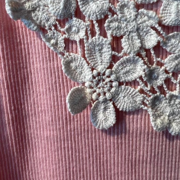 Flower Crochet Pink Tank Top Size S Small - Picture 6 of 6